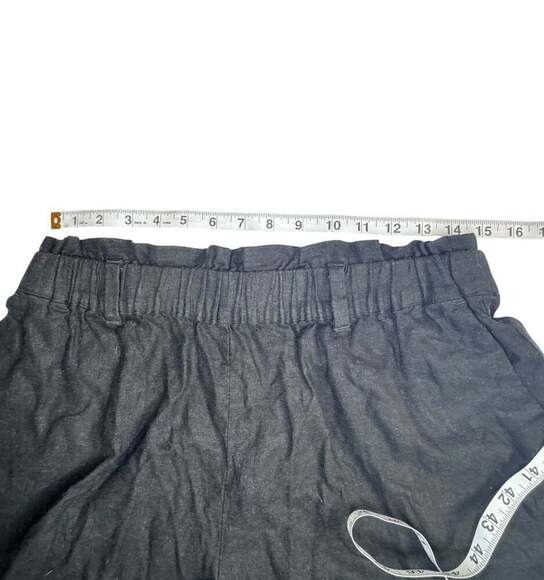 Michael Kors, black shorts Women's Casual Shorts - Picture 3 of 5